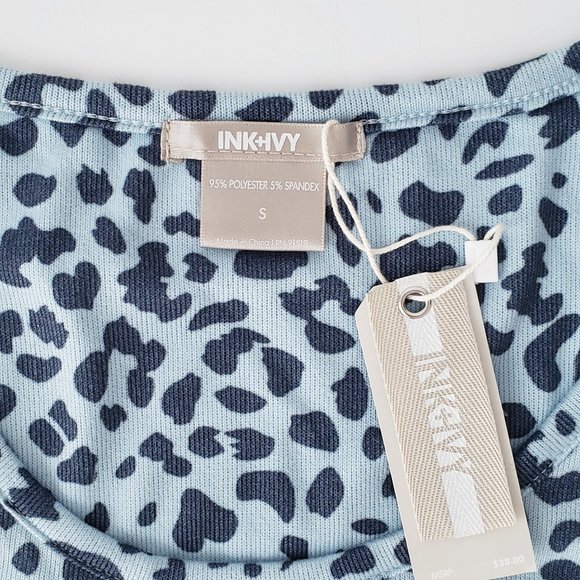 INK + IVY Animal Print top - Picture 4 of 6